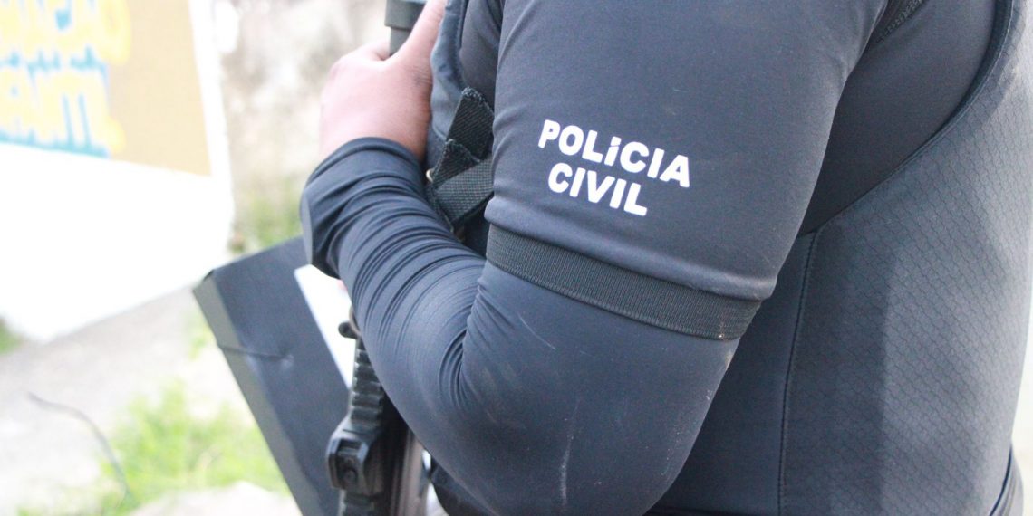 Mulher é presa por espancar marido até a morte