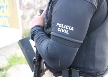 Mulher é presa por espancar marido até a morte