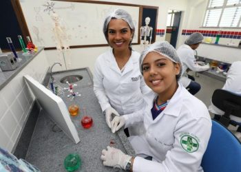 SEC lança concurso público para  projetos e tecnologias desenvolvidos por estudantes