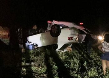 Blogueiro e esposa se envolvem em grave acidente na BR 324