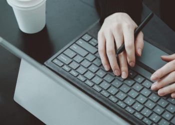 Brasil vai testar semana de trabalho com 4 dias