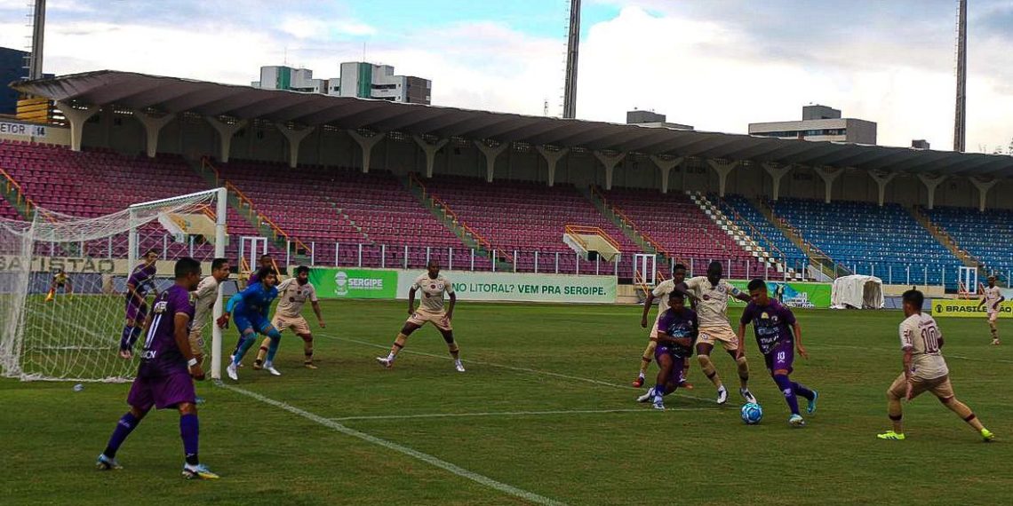 Série D – Kanu marca nos acréscimos e Jacuipense empata com Falcon em Aracaju