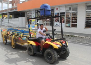 Valente – Boba da Bala lança quadriciclo com chuveiro e reboque