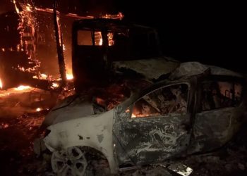 Estudante de medicina morre após batida entre carro e caminhão na BR 367