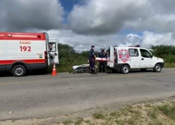 Águia Resgate socorre mulher supostamente em coma após oito dias do parto e transfere vítima para o SAMU