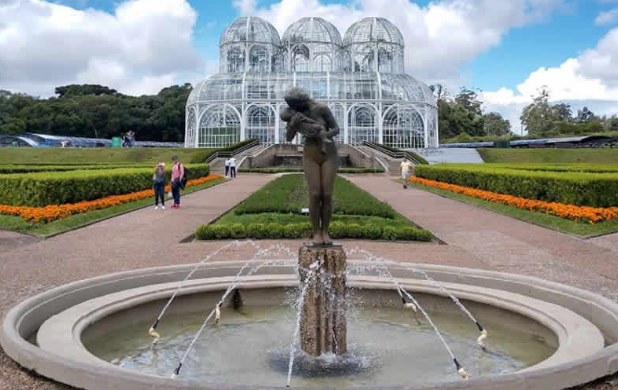 Conheça Curitiba da melhor maneira