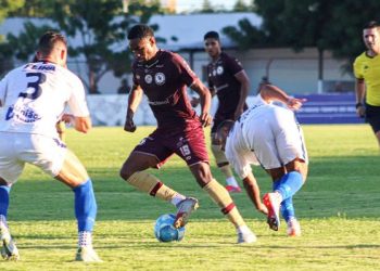 Série D – Jacuipense fica no empate com o Bahia de Feira e permanece no G4