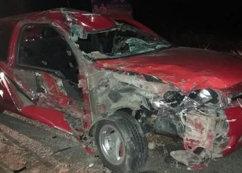 Dona de pizzaria morre em violenta colisão entre Palio e caminhonete na BA 130