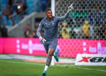 Bahia acerta a contratação do goleiro Adriel, do Grêmio