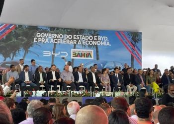 Investimentos de R$ 3 bilhões e 5 mil empregos: Governo da BA anuncia implantação de fábricas da montadora chinesa BYD