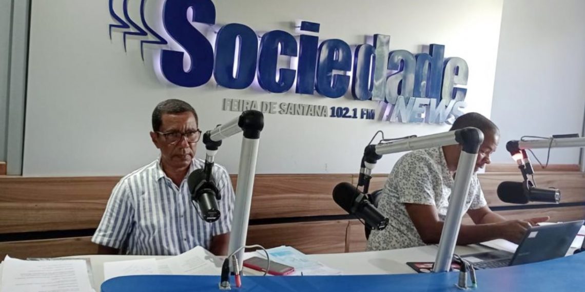 Em entrevista para emissora de rádio, Carlos Neves detalha implantação de museu em Coité
