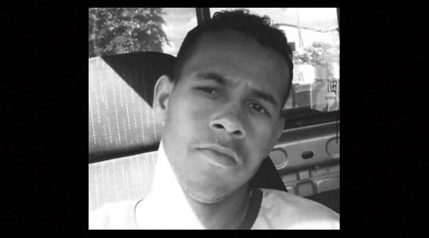 Homem é morto a facadas pelo próprio primo