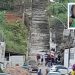 Requintes de Crueldade: homem é assassinado à golpes de facão