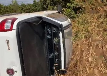 Homem é perseguido e morto a tiros enquanto dirigia