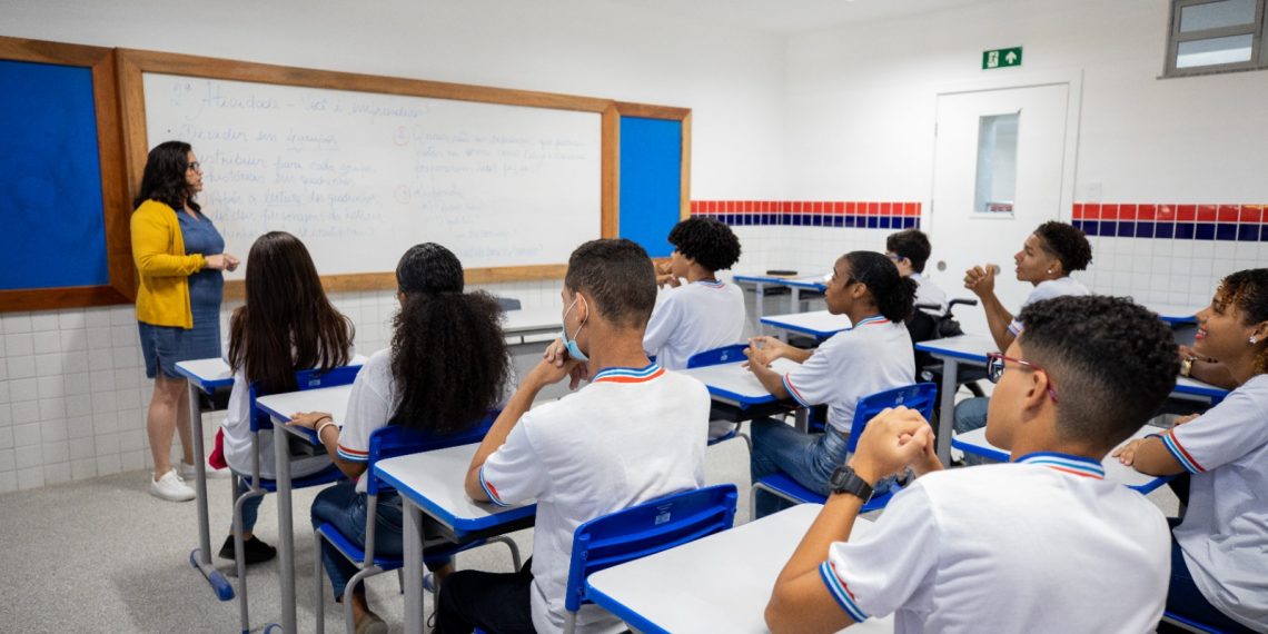 SEC convoca professores classificados na Seleção Pública para contratação