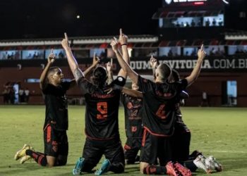 Série B – Vitória vence Botafogo-SP em casa e pula para liderança provisória da Série B