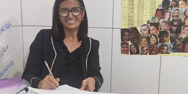 Estudante da EJA volta à sala de aula como professora aos 62 anos