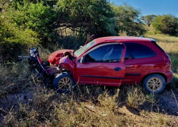 Colisão envolvendo motocicleta e carro de passeio deixa um morto na BA 417