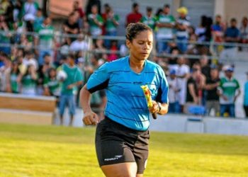 Assistente morre após passar mal durante partida de futebol amador