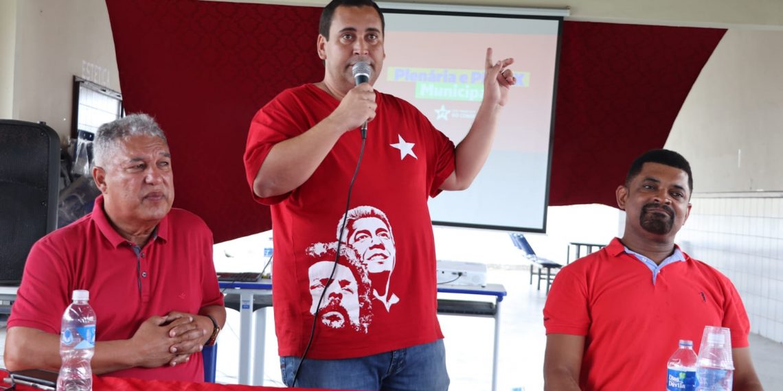 Plenárias Municipais do PT discutem preparação para eleições, elegem novas direções municipais e apresentam pré-candidaturas