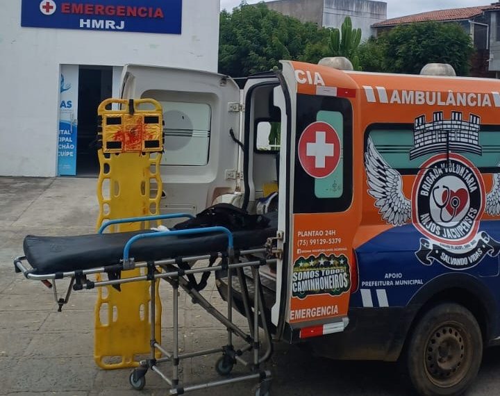 Idosa fica gravemente ferida após cair em rampa às margens da BR 324