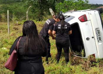 Polícia investiga morte por capotamento na zona rural de Ipecaetá