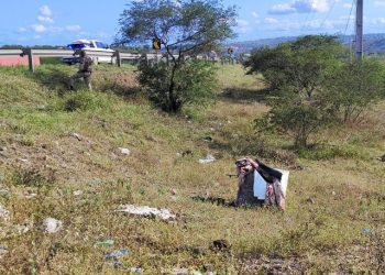 Corpo de homem é encontrado dentro de armário às margens da BR-116 Sul