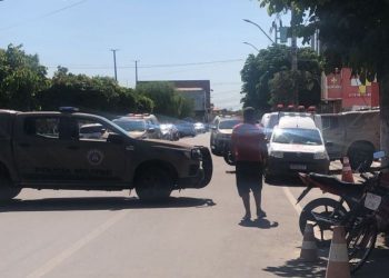 Operação policial contra o tráfico em São Domingos termina com dois suspeitos mortos e apreensão de armas e drogas