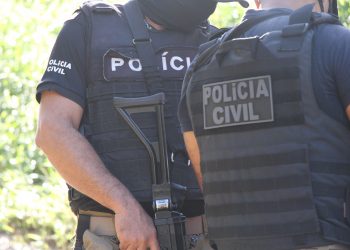 Pai e filho são presos por tentativa de homicídio em Riachão do Jacuípe