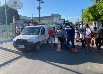 Águia Resgate é acionado para prestar socorro a motociclista que caiu ao passar em quebra-mola
