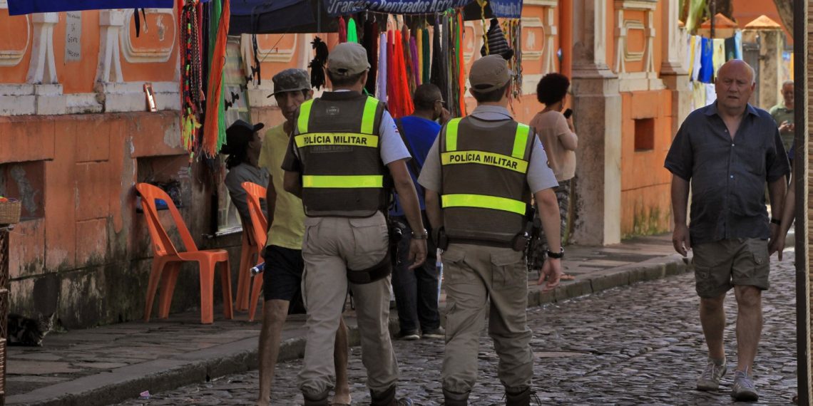 Convocações de policiais e bombeiros militares da reserva ampliam efetivo para operações na Bahia