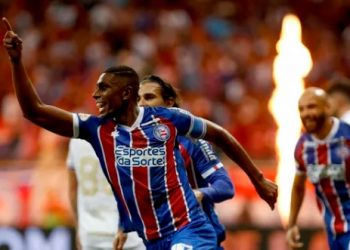 Bahia bate o Fortaleza, alcança o terceiro triunfo seguido e se afasta do Z-4