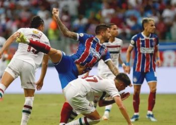 Bahia joga mal, mas vence time reserva do Fluminense e se distância do Z4