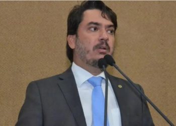 AL-BA aprova proibição de cobrança de taxas para emitir diploma na Bahia