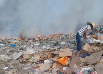 Reciclador denuncia incêndios com frequência no lixão de Santaluz