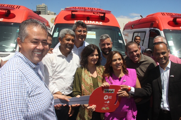 Prefeito de Nova Soure diz que chegada do SAMU é um grande desafogo. Ambulância era aguardada desde 2021