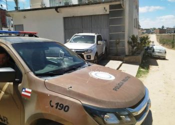 Jovem morre em fábrica de móveis após placas de MDF desabar sobre seu corpo (atualizada)