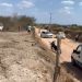 Vídeo – Motorista perde controle do veículo e capota dentro de fazenda após destruir cerca de arame