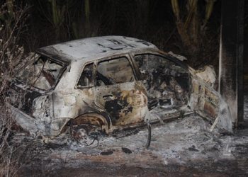 Colisão envolvendo carro e moto deixa dois mortos na BA 411 (atualizada)