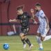 Em dia de festa, Vitória derrota o Sport e complica rival na luta pelo acesso