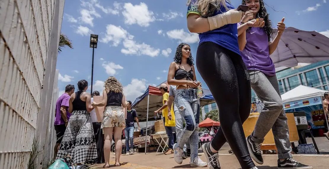 Um em cada três alunos inscritos não compareceu ao segundo dia do Enem