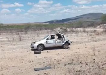 Motorista de Prefeitura e gestante morrem em acidente na BA 210