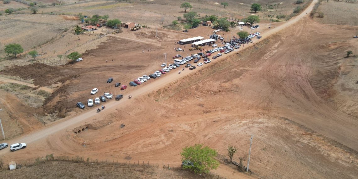 Sítio do Quinto – Barragem que secou pela primeira vez após 40 anos, passou por limpeza e foi ‘reinaugurada’ pelo prefeito Jair