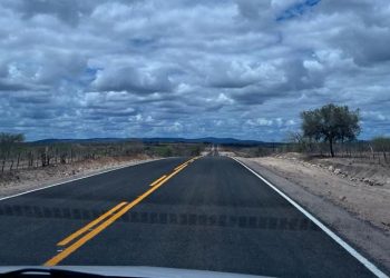 Falta pouco para conclusão do asfalto da BA 408, trecho Araci – Poço Grande