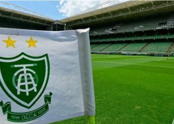 América Mineiro é alvo de ‘mala branca’ por parte de torcedores e Vasco e Santos: clube repudia