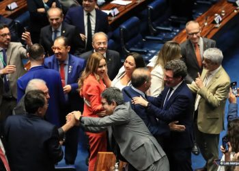 Cesta básica, combustível, serviços: o que muda com reforma tributária