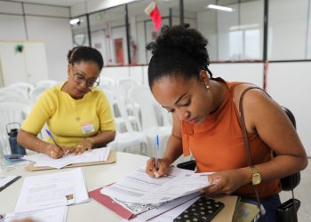 Educadores celebram convocações no concurso público da Educação