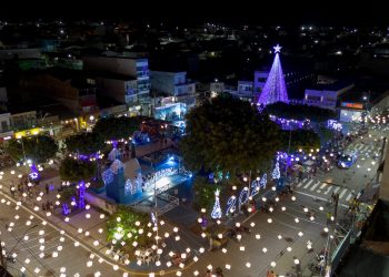 Com o azul predominando, prefeitura de Euclides da Cunha lança a decoração natalina 2023