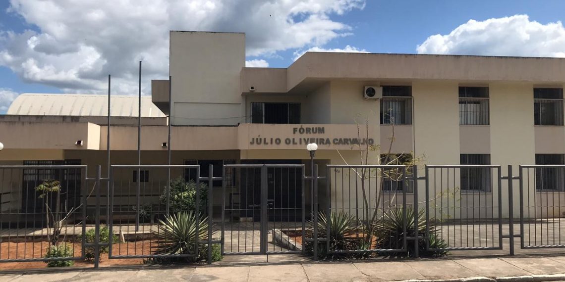 Justiça condena dois homens a 25 anos de prisão por latrocínio