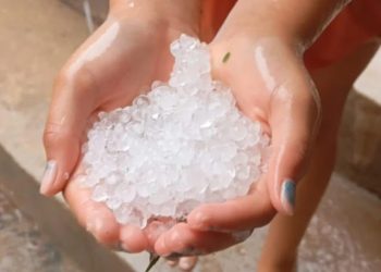 Após longo período de estiagem, Jacobina registra chuva de granizo